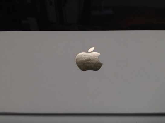 MacBook Airの8GBカスタマイズモデルを量販店で買ってきた。